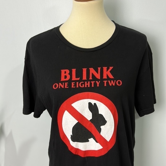 Blink one eighty two rabbit shirt - Picture 2 of 10